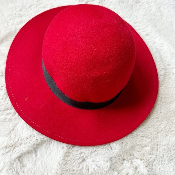 Vintage Liz Claiborne Felt Bowler Villager 100% Wool Hat Red - Picture 3 of 11